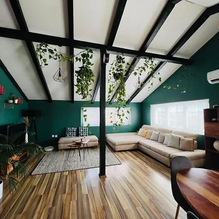 شقة Stylish Attic *