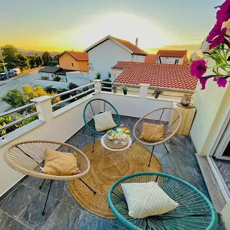 Stylish Attic Appartamento *