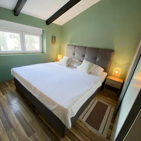 Apartment Stylish Attic Zadar
